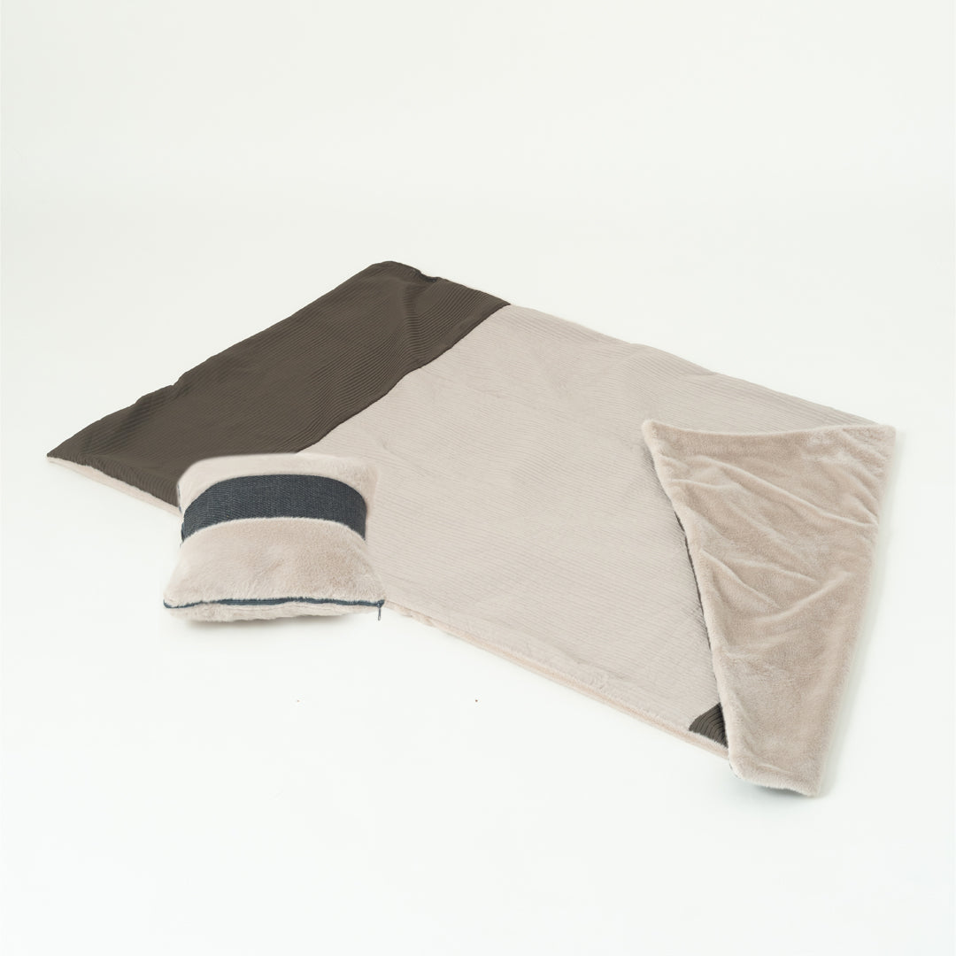 Quin Cushion Blanket