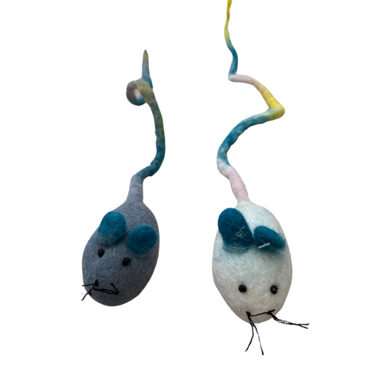 Wool Felt Mouse with 35 Long Tail Cat Toy (White/Grey)