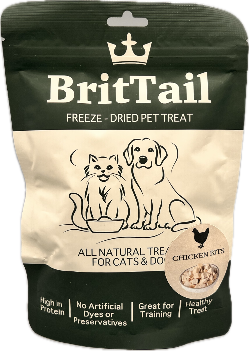 BritTail Freeze-Dried Chicken Bits 50g front