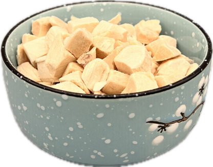 BritTail Freeze-Dried Chicken Bits bowl